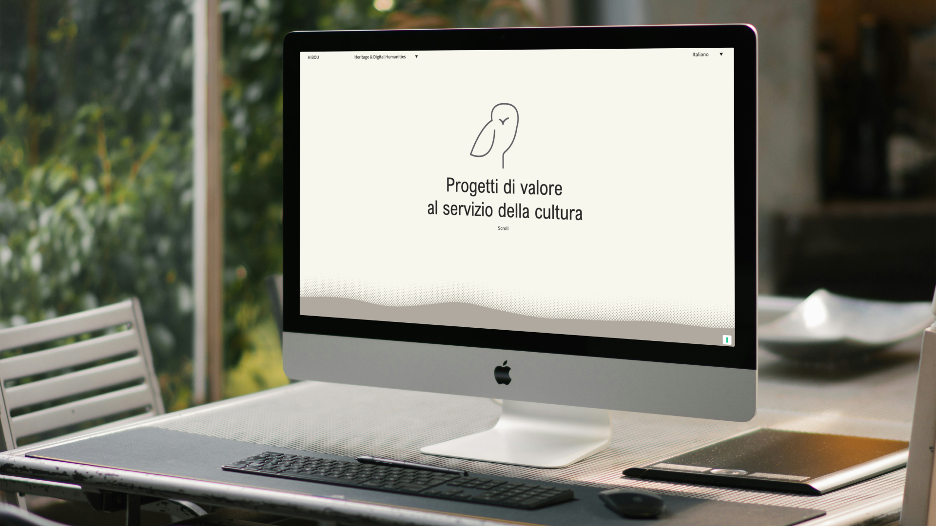 Homepage del sito di hibou visibile in un computer